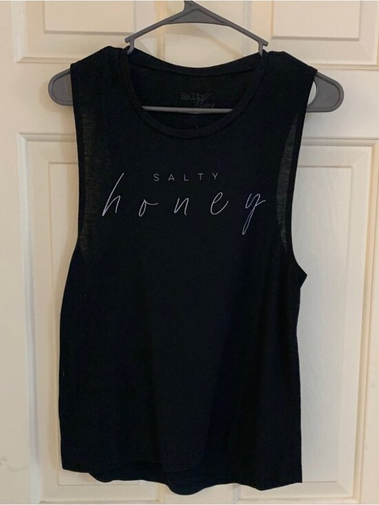Tops - Black tank top